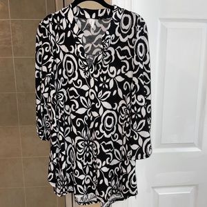 Black and White Floral Top